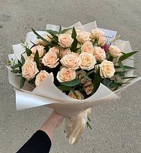 Букет Кремовые розы Латте в Георгиевске