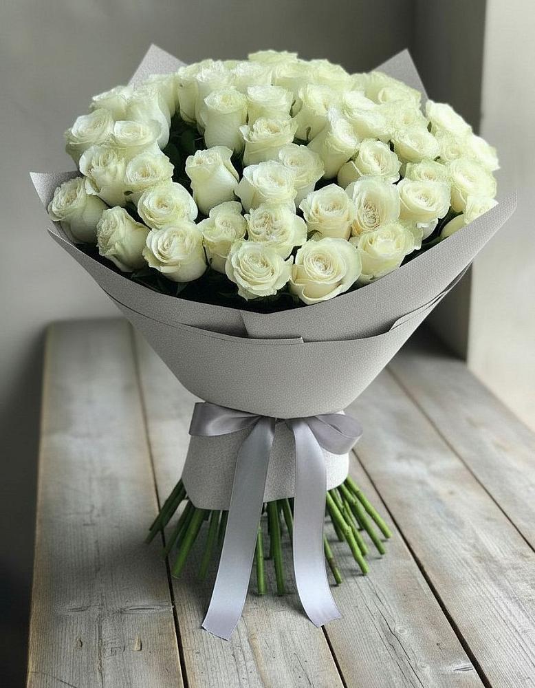 Букет 35 Белых роз в Георгиевске
