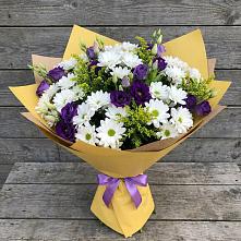 Букет цветов из:  Ирисы, Хризантемы и Ромашки в Георгиевске